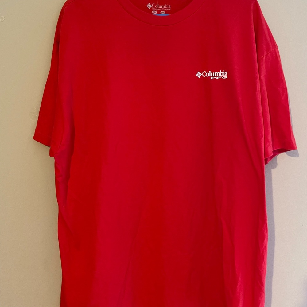 Men’s XXL Columbia Short sleeve T Shirt. NWT.